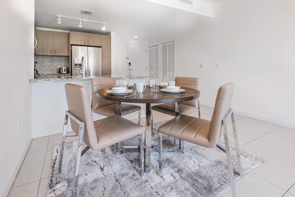 Apartment Wonderful 2 Bedroom In Downtown Doral Miami