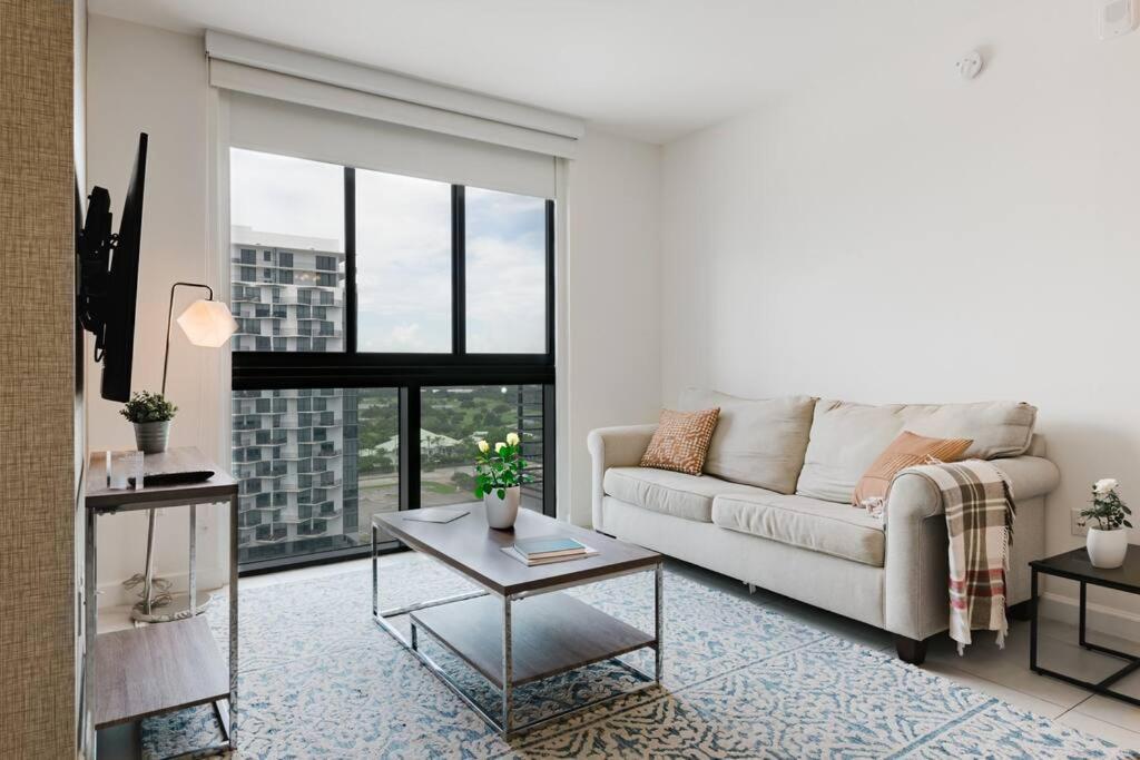 Wonderful 2 Bedroom In Downtown Doral
